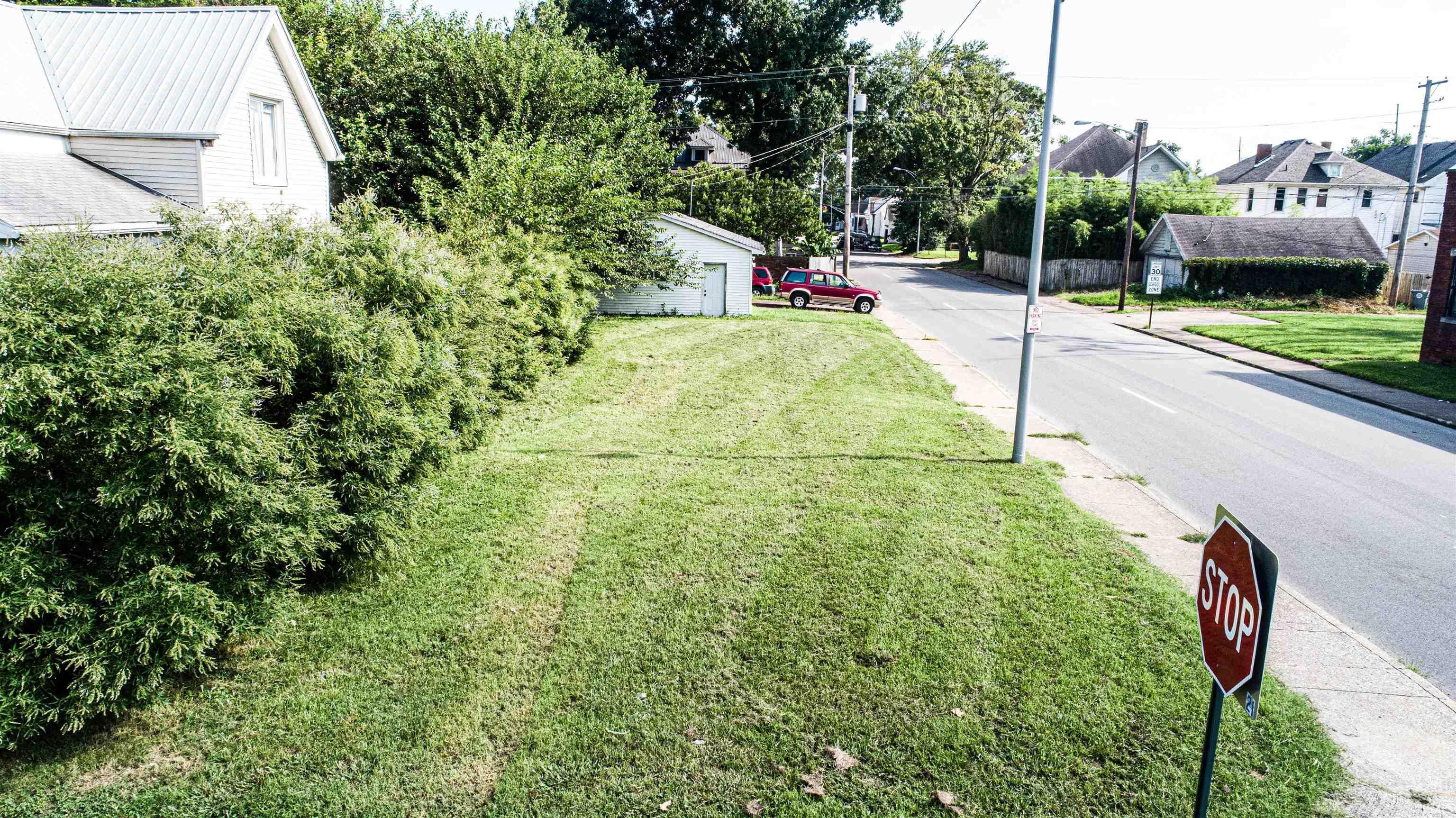 Property Photo:  401 E Delaware Street  IN 47711 