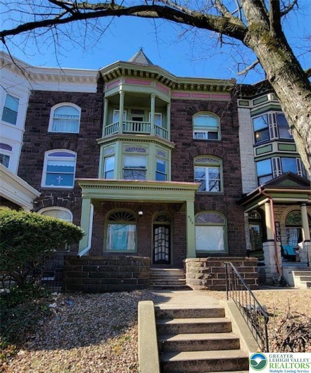 Property Photo:  822 N 5th Street  PA 19061 