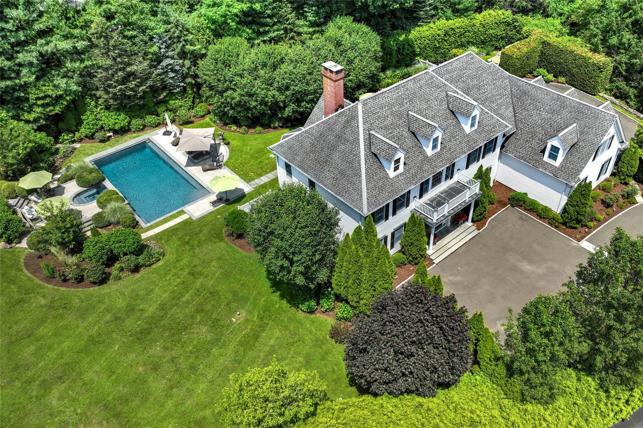 Property Photo:  27 Golden Farm  CT 06903 