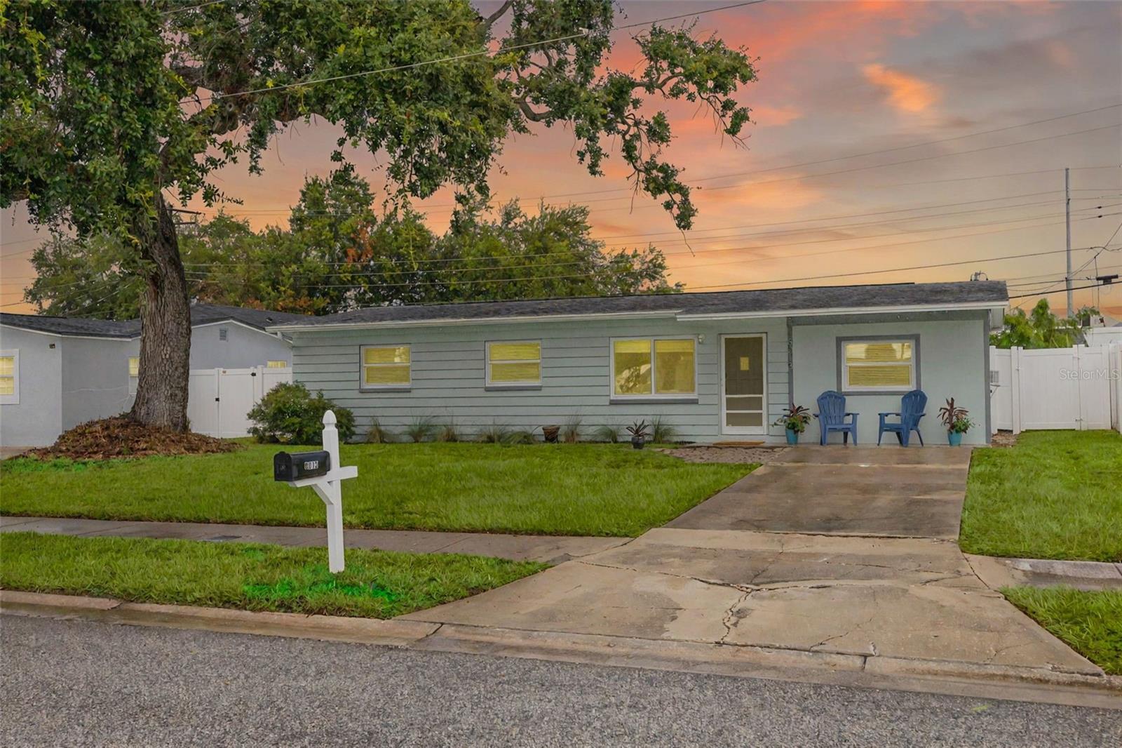 8013 Cornwall Lane  Tampa FL 33615 photo