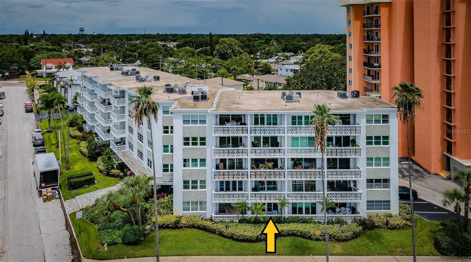 Property Photo:  1100 N Shore Drive NE 102  FL 33701 