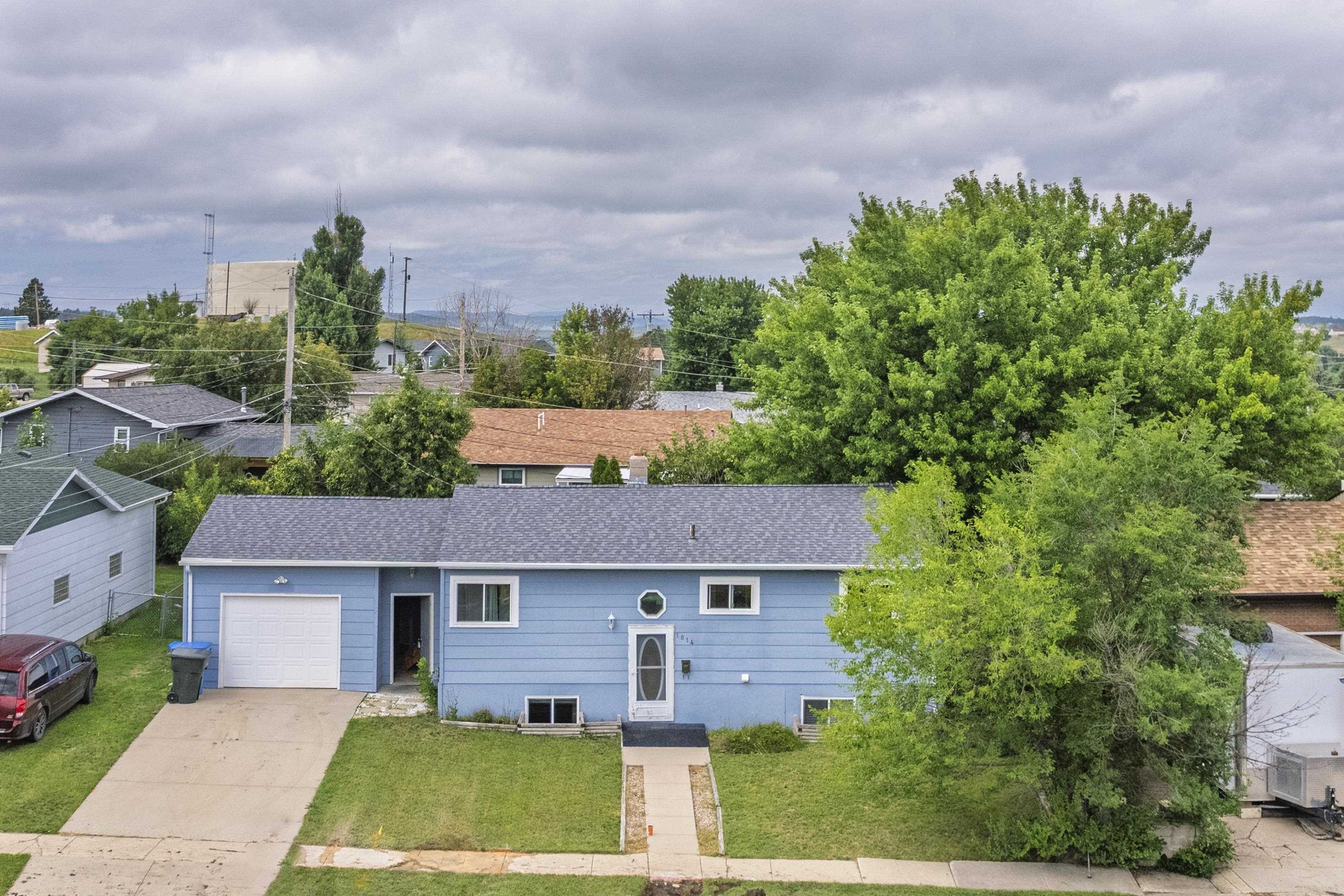 Property Photo: 1814 12th Avenue SD 57717