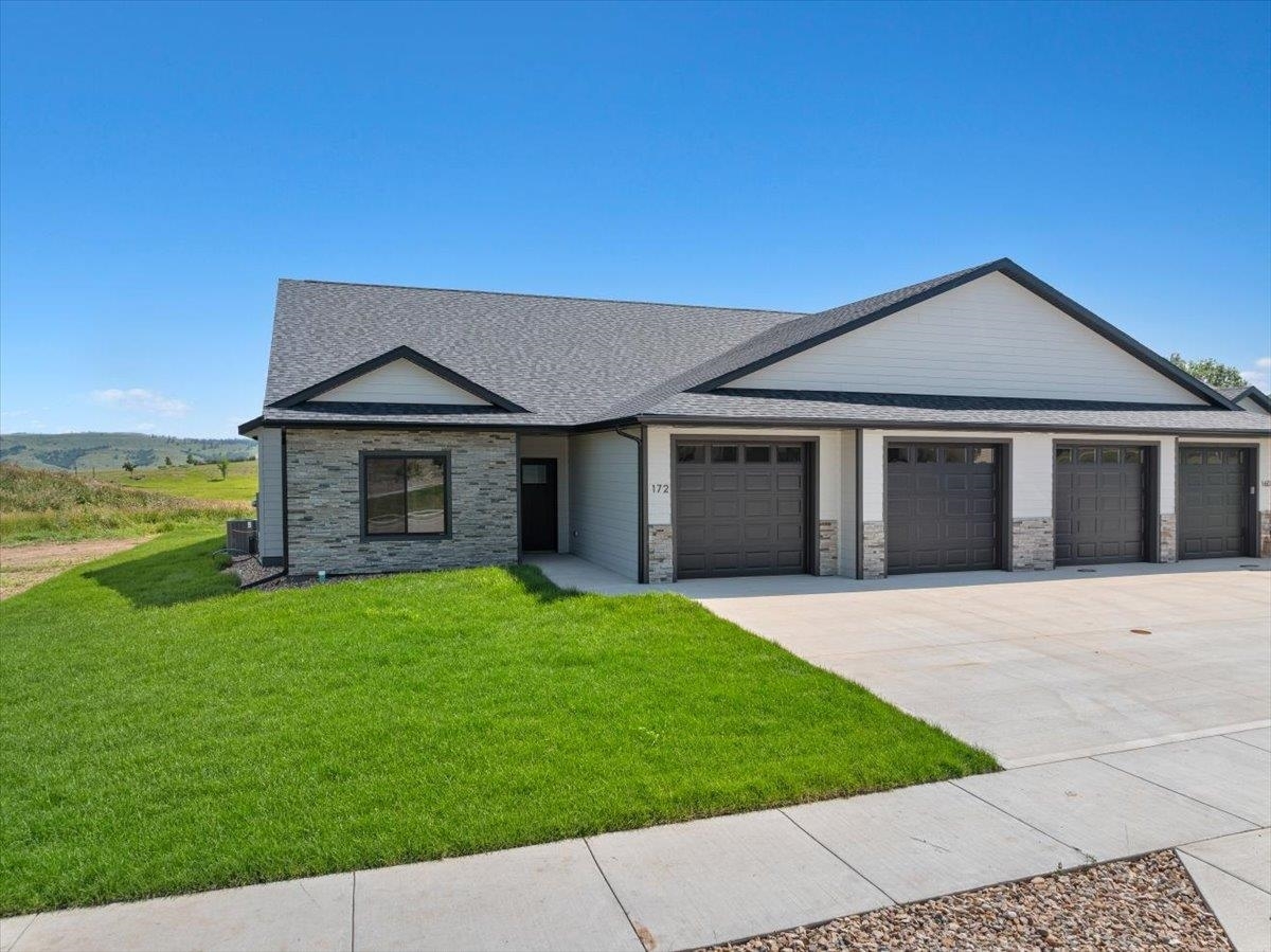 Property Photo: 172 Bella Rose Drive SD 57783