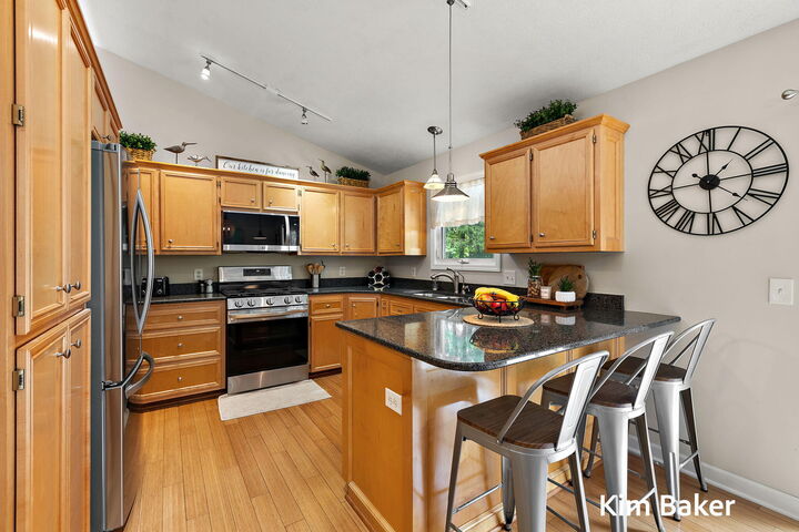 Property Photo: 16924 Buchanan Street MI 49417