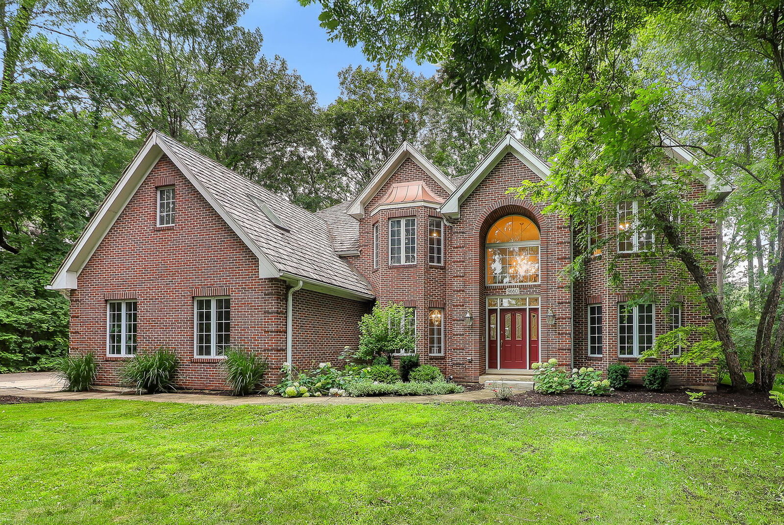 Property Photo: 9660 Pacific Court IL 60527