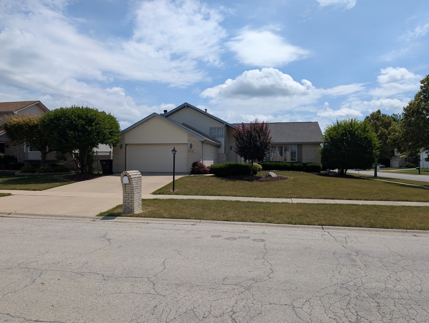 Property Photo:  22931 Ridgeway Avenue  IL 60471 