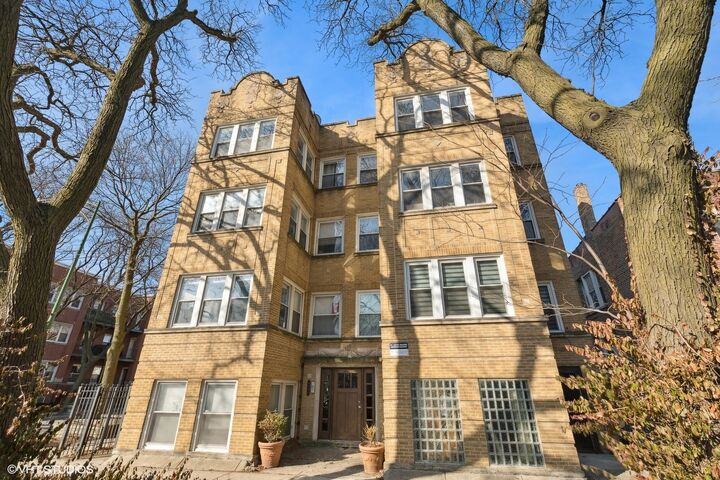 4600 N Saint Louis Avenue 3S  Chicago IL 60625 photo