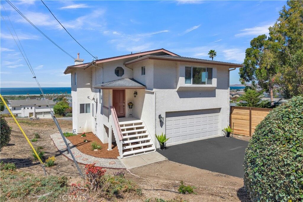 Property Photo:  679 Elena Street  CA 93442 