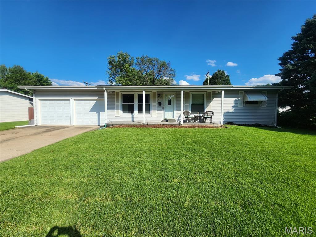 Property Photo: 2040 Love Lane MO 63031