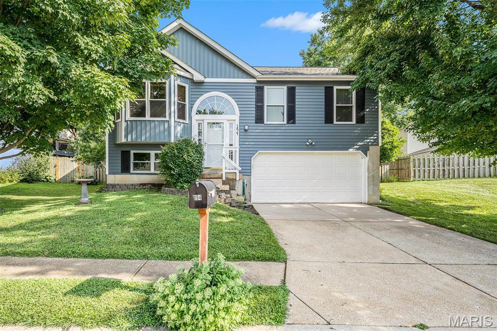 Property Photo: 194 Rutherglen Drive MO 63088
