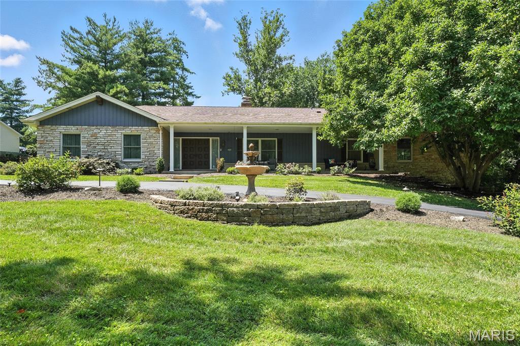 Property Photo: 10648 Charlamar Lane MO 63128