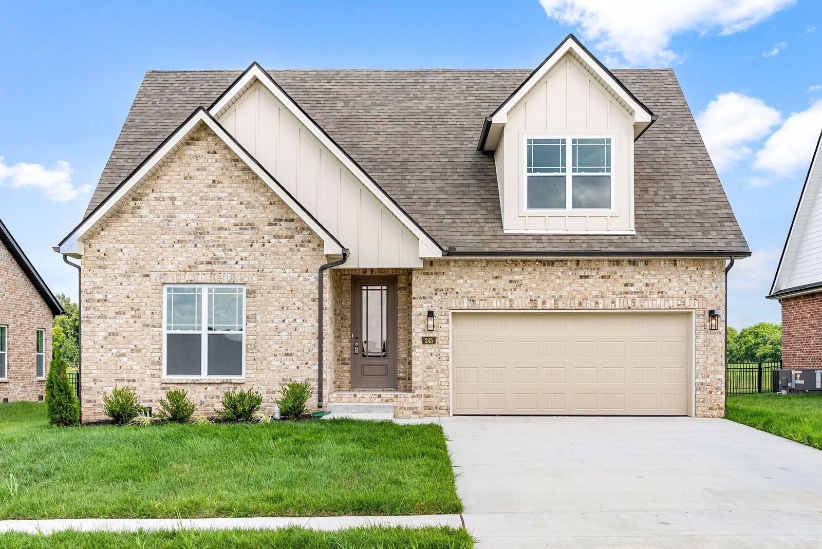 Property Photo: 245 Harvest Moon Dr TN 37043