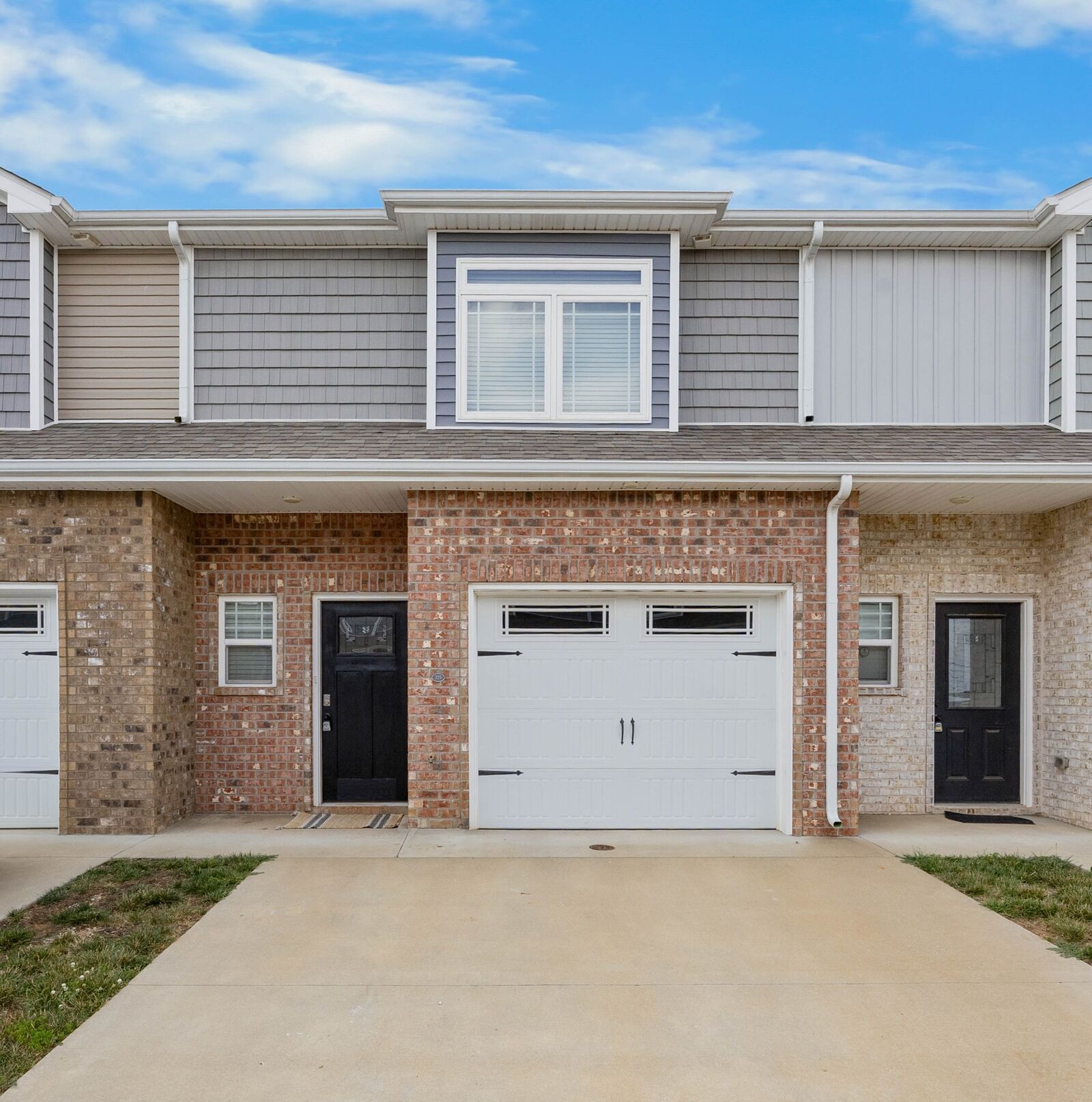 Property Photo: 326 Fallow Cir TN 37040