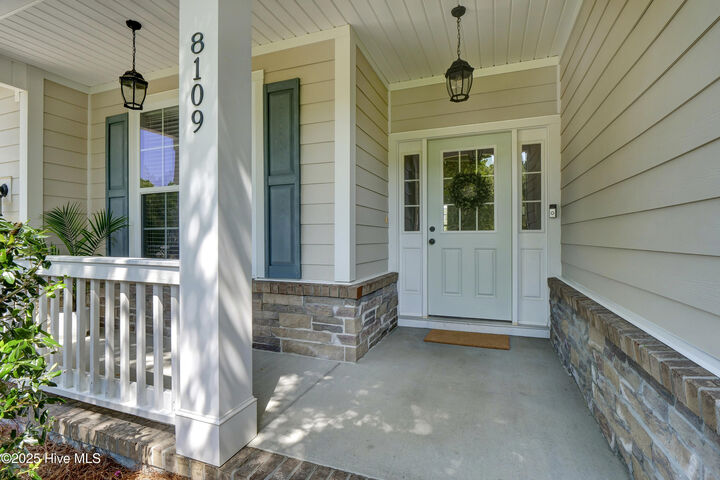 Property Photo:  8109 Saltcedar Drive  NC 28411 