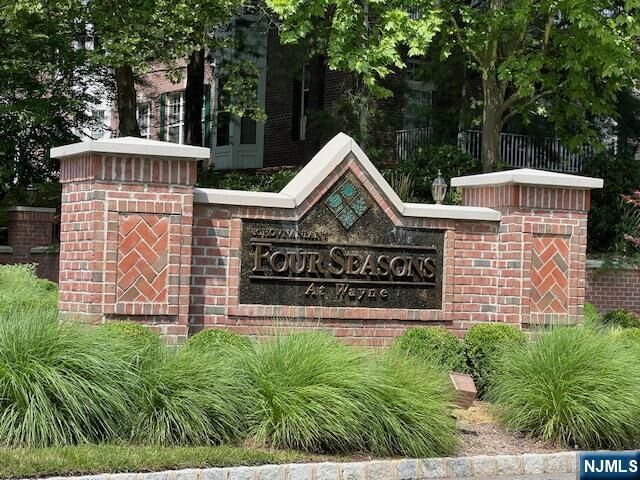 Property Photo:  206 Four Seasons Drive 206  NJ 07470