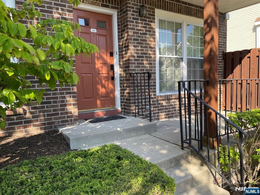 386 Village Court  Fort Lee NJ 07024 photo