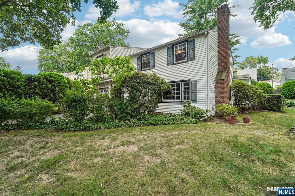 Property Photo:  101 Dora Avenue  NJ 07463 