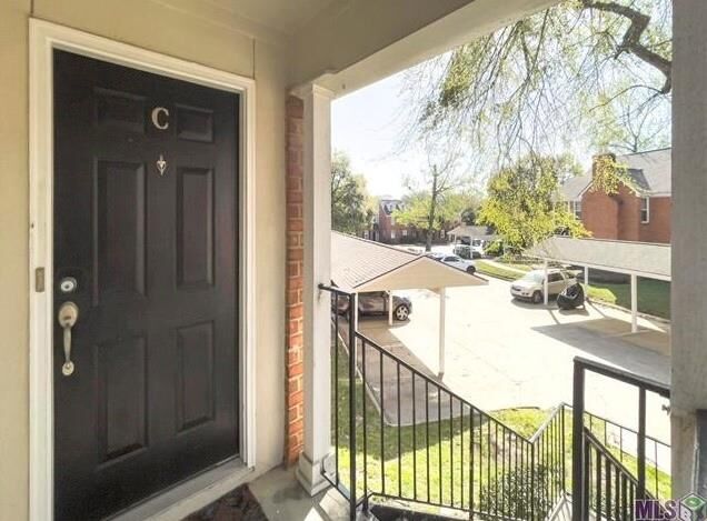 Property Photo: 7874 Jefferson Place Boulevard 9C LA 70809