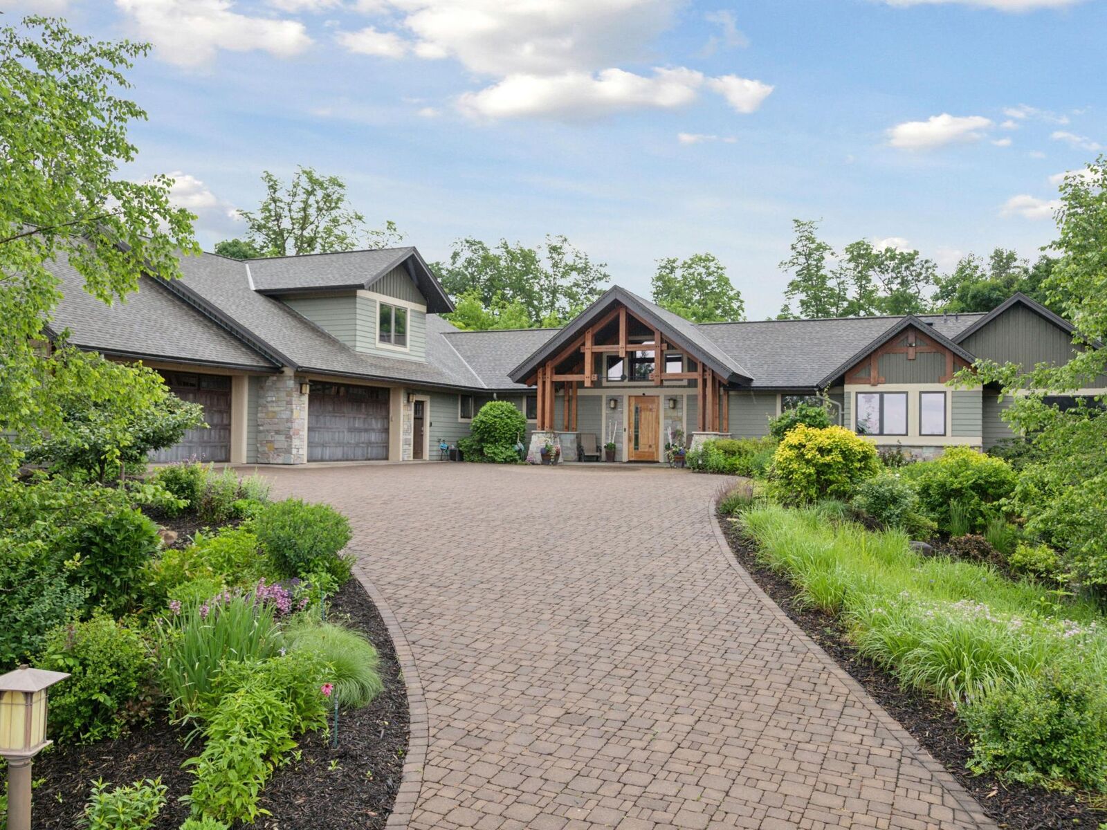 Property Photo:  10923 Quinlan Avenue N  MN 55082 