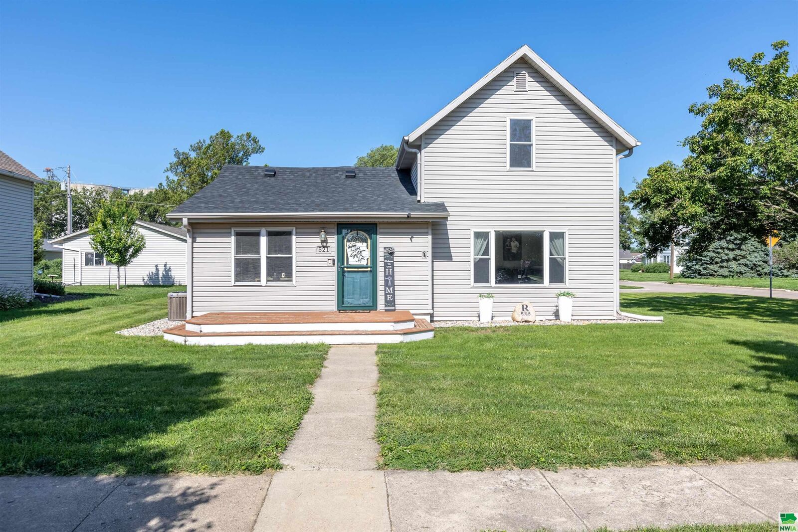 Property Photo: 521 Beall Street IA 51055