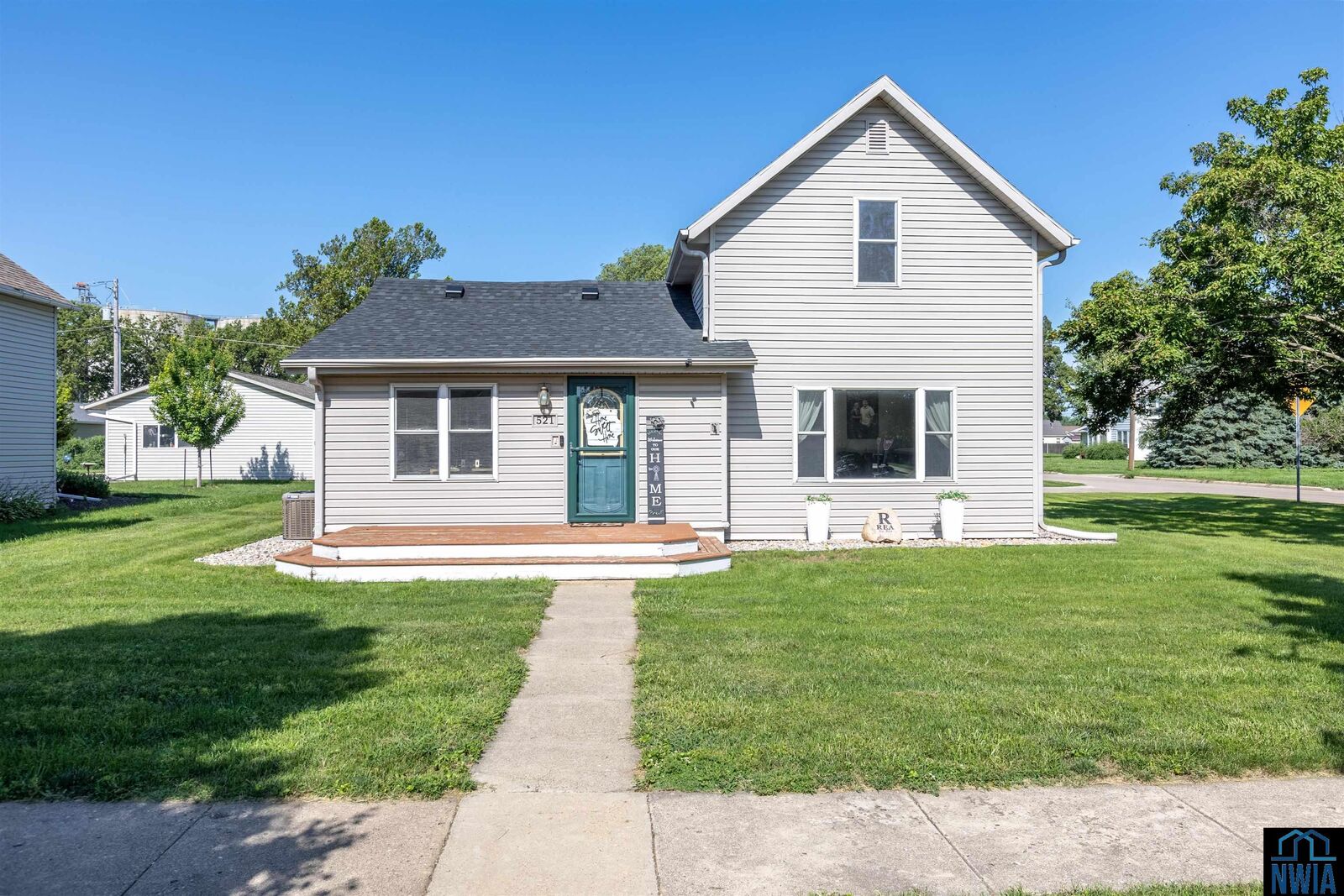 Property Photo: 521 Beall Street IA 51055