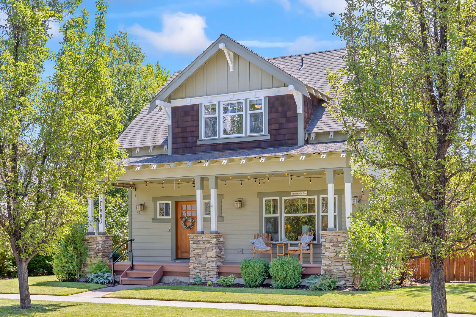 Property Photo:  1650 NW Ivy Avenue  OR 97756 