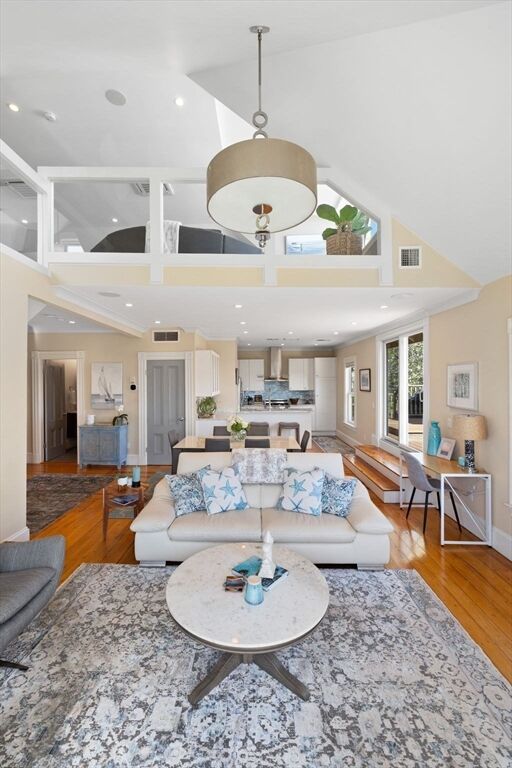 Property Photo:  201 Savin Hill Ave 2  MA 02125 