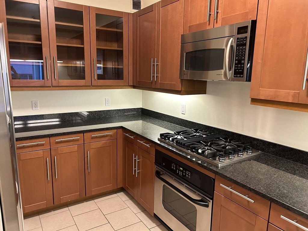 Property Photo:  1 Charles Street S 503  MA 02116