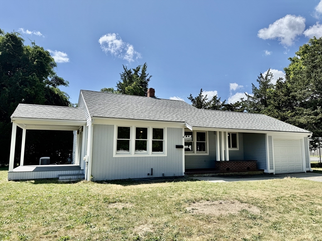 Property Photo:  14 Old Meeting House Rd  MA 02536 