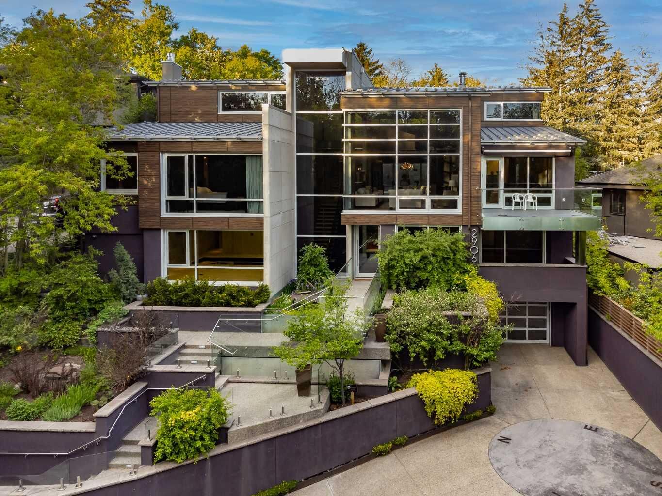 Property Photo: 2906 Marquette Street SW AB T2T 3E3