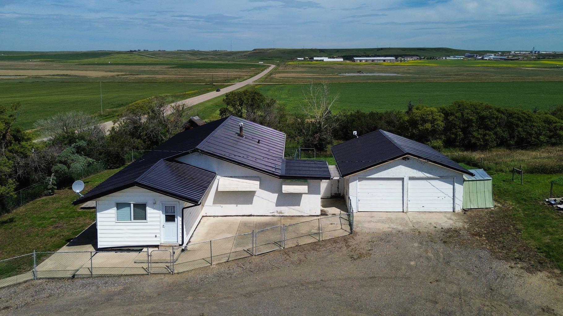 Photo de la propriété: 275065 Hwy 840 AB T0J 2T0