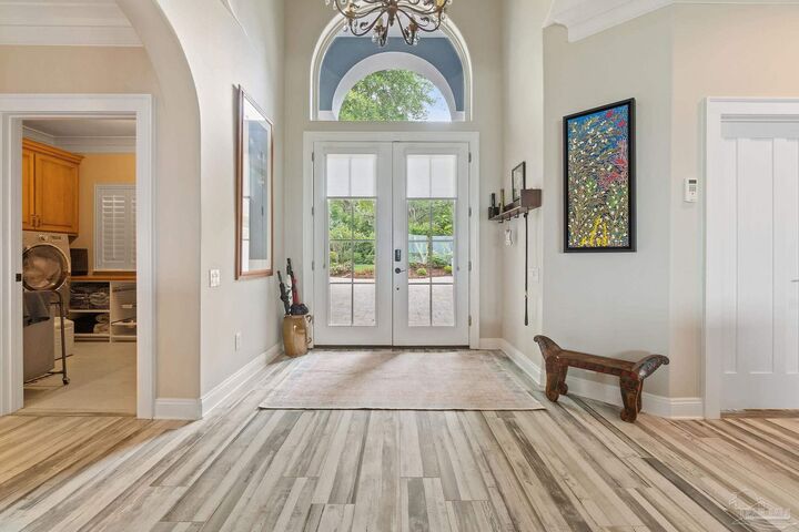 Property Photo: 6711 Tom King Bayou Rd FL 32566