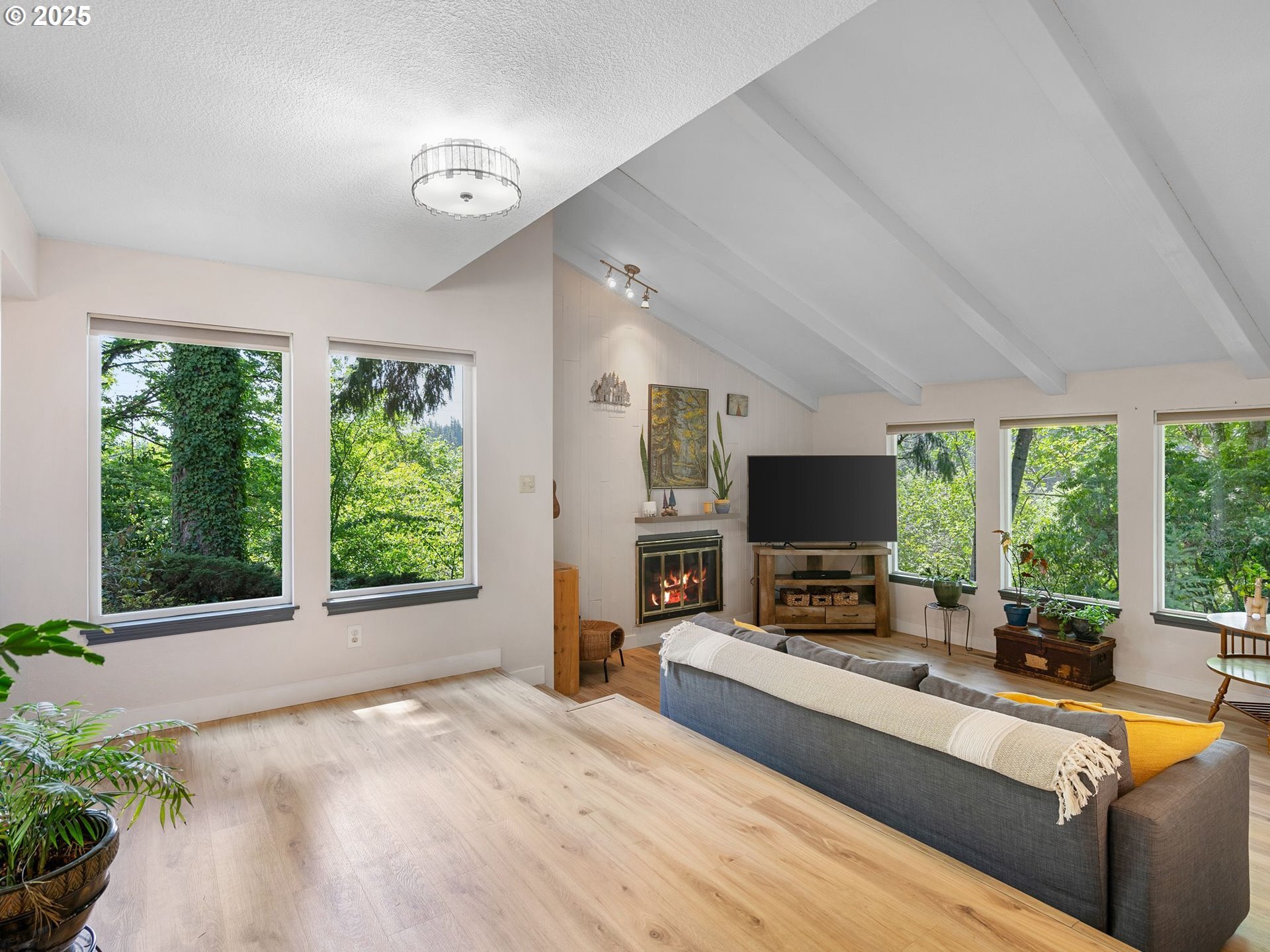 Property Photo: 5719 NE Hazel Dell Ave H WA 98663