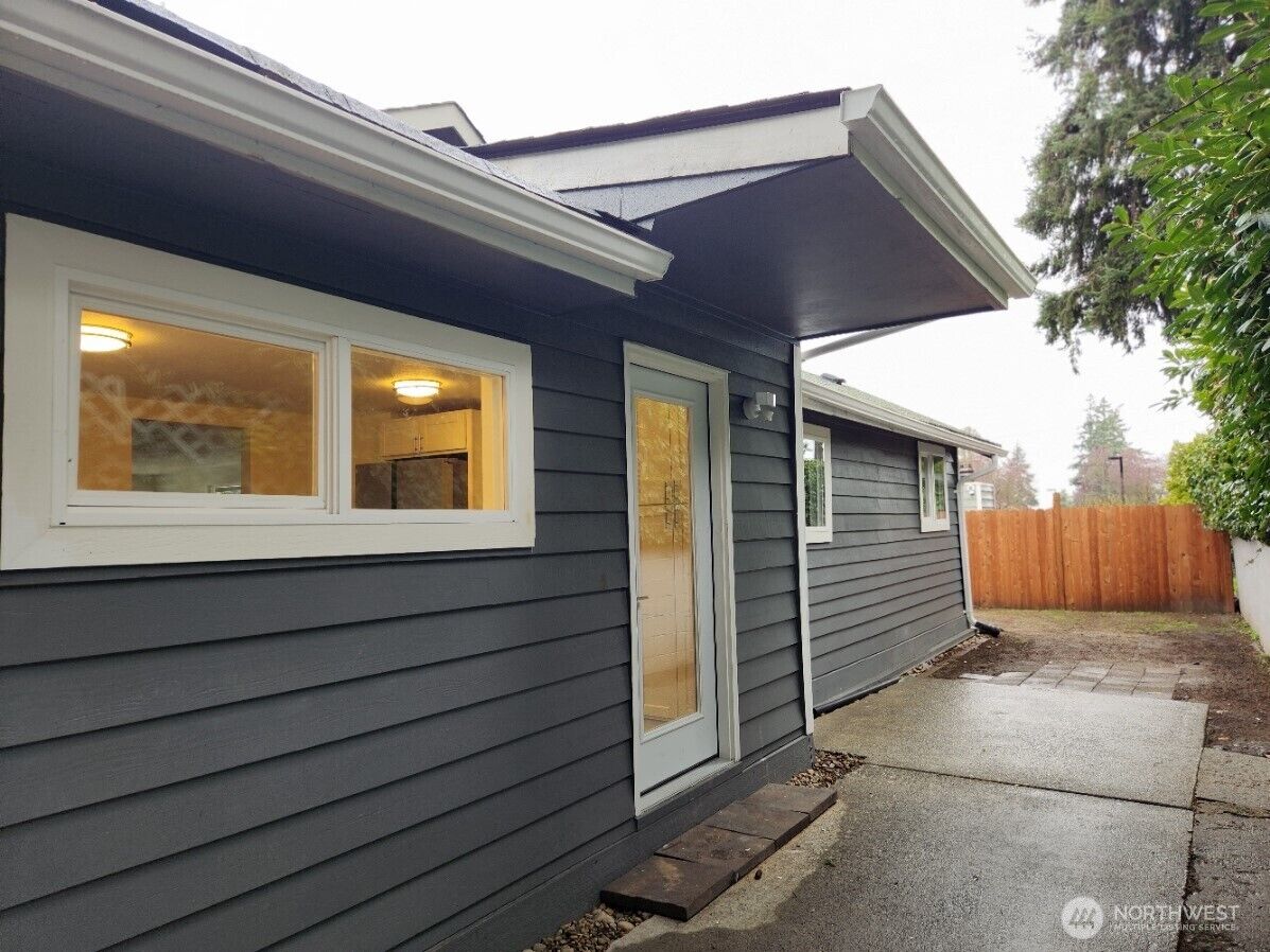 Property Photo: 2040 NW 196th Street WA 98177