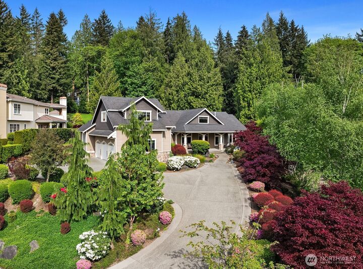 Property Photo: 24270 SE 147th Place WA 98027