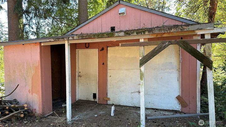 Property Photo:  23010  64th Avenue W  WA 98043 