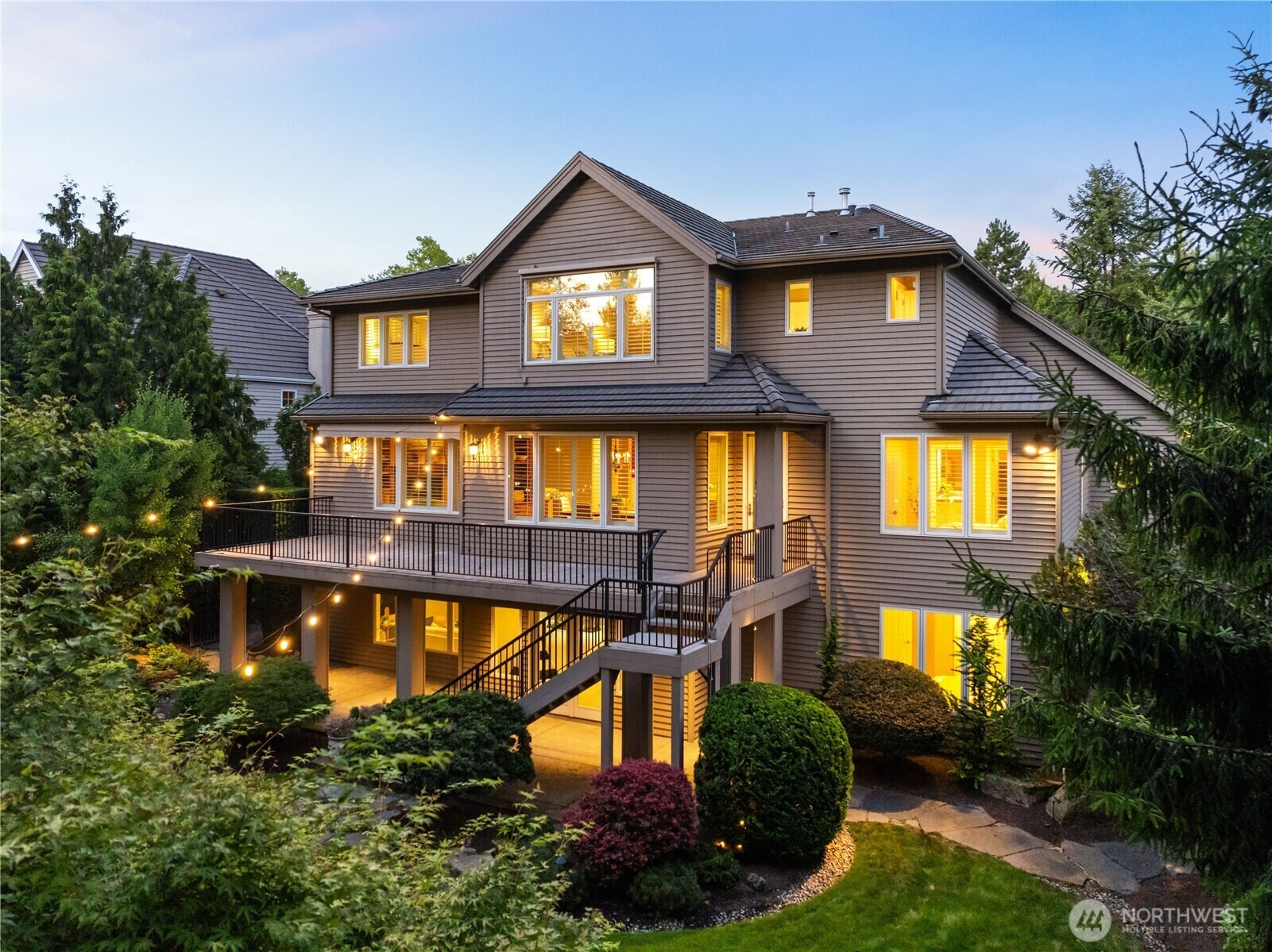 Property Photo:  2753  204th Lane NE  WA 98074 