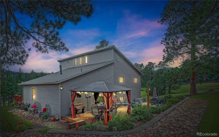 Property Photo:  7033 Silverhorn Drive  CO 80439 