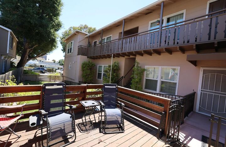 Property Photo:  6 Avila Road  CA 94402 