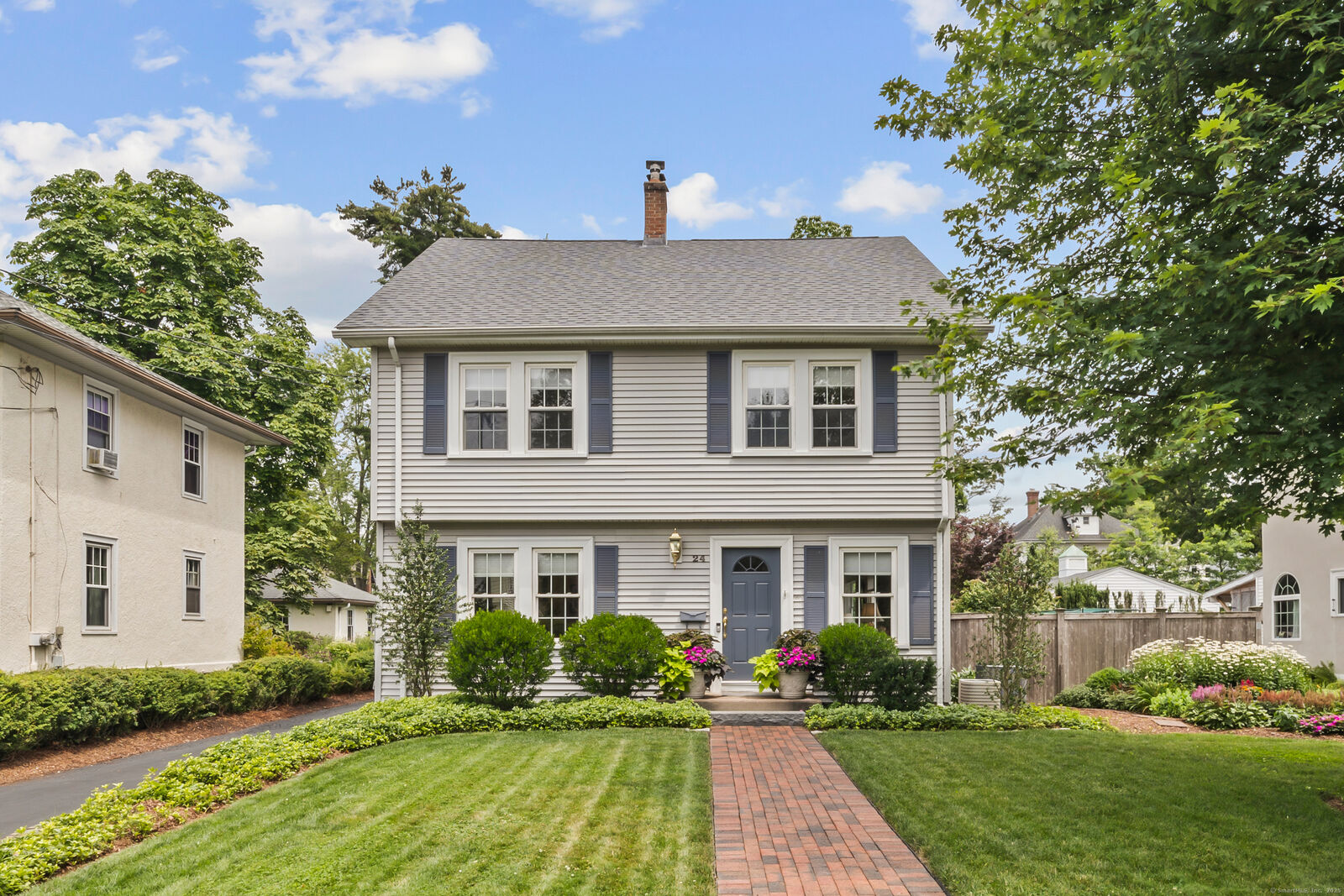 Property Photo:  24 Auburn Road  CT 06119 