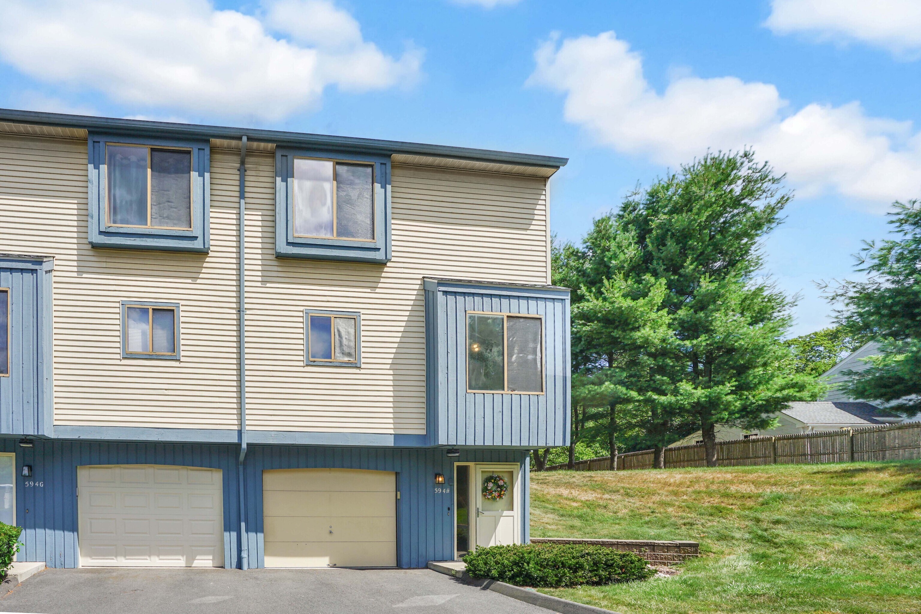 Property Photo: 594 East Center Street H CT 06040