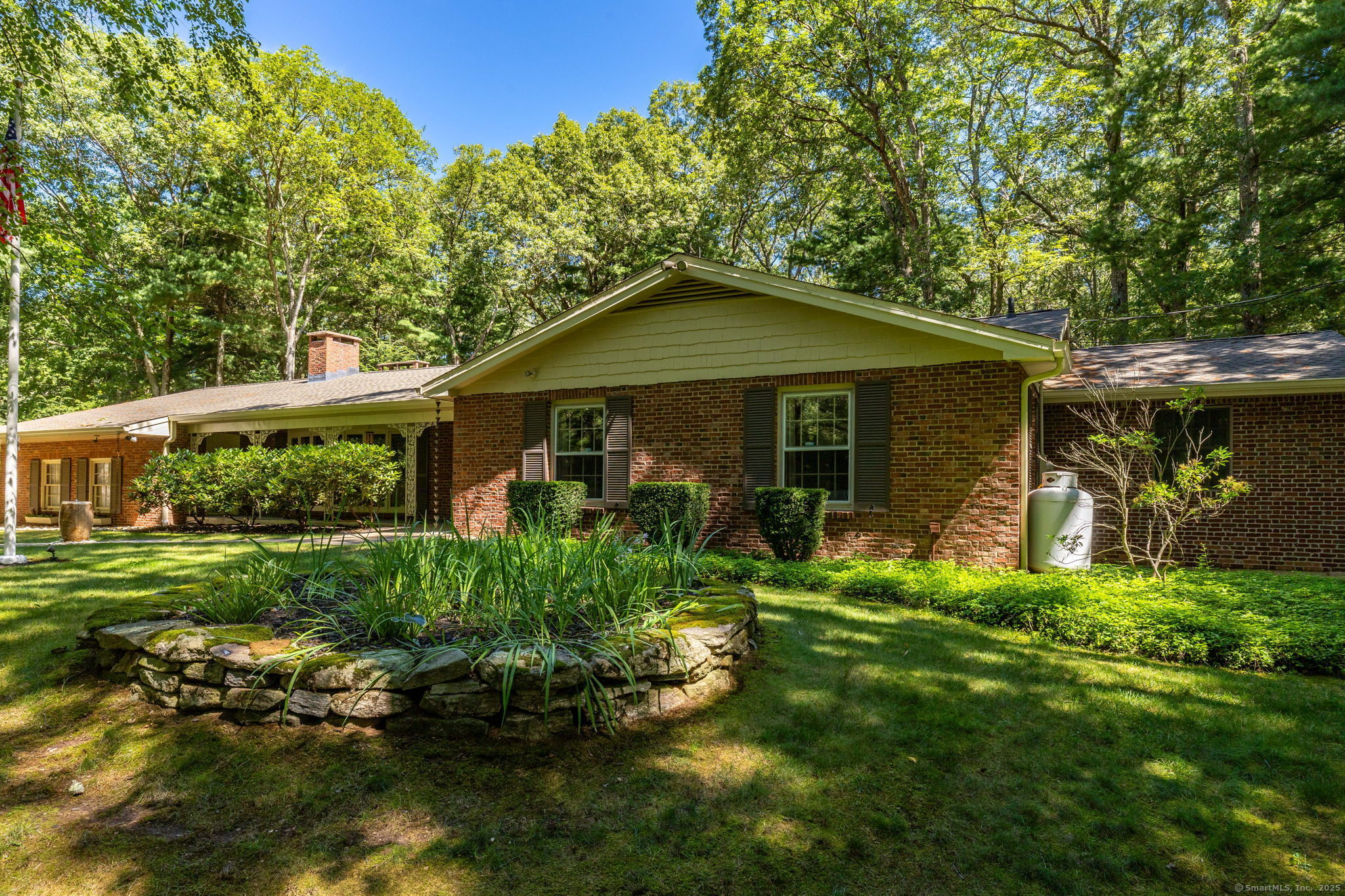 Property Photo:  555 Porter Street  CT 06040 