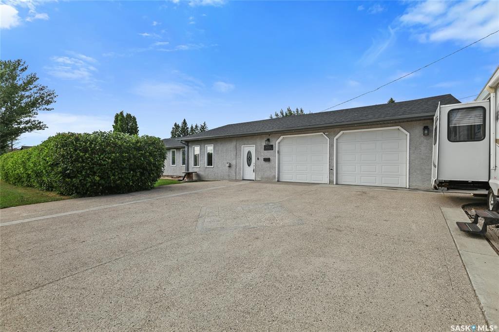 Photo de la propriété: 255 Hawkes Street SK S0G 0E0