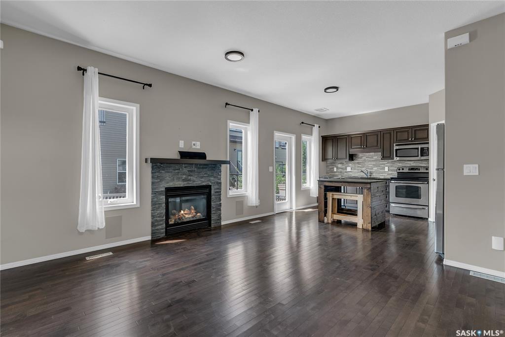 Property Photo: 150 Langlois Way 723 SK S7T 1C8