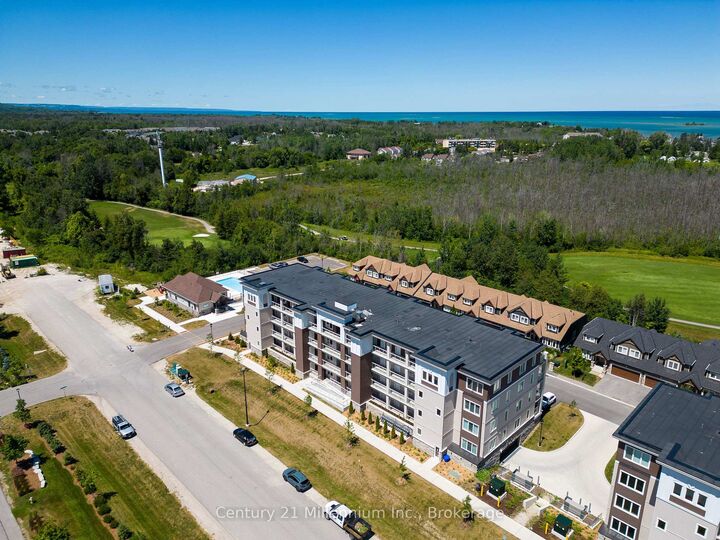 Photo de la propriété:  17 Spooner Crescent 205  ON L9Y 1T3 