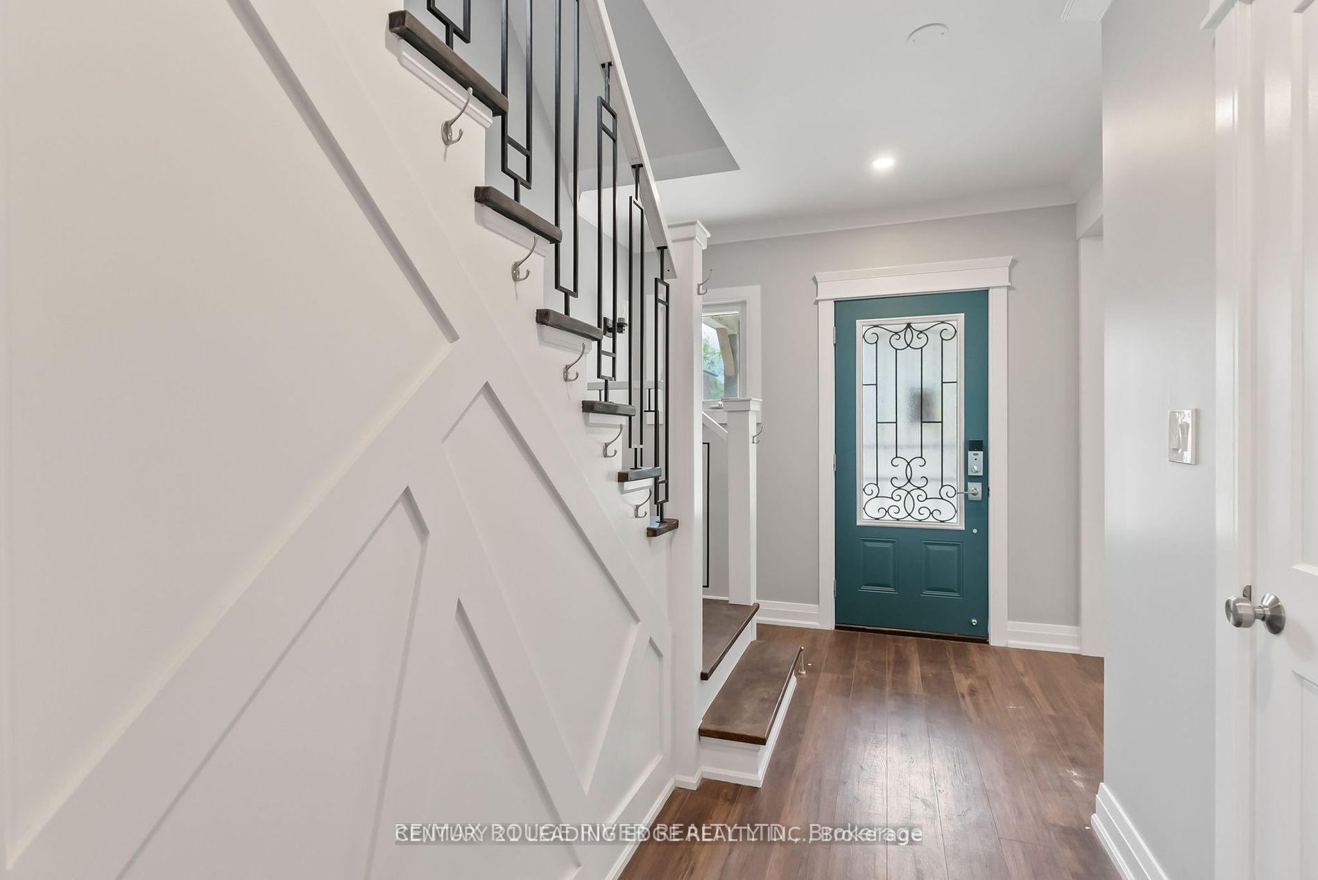 Photo de la propriété:  127 Ritson Road S  ON L1H 5H4 