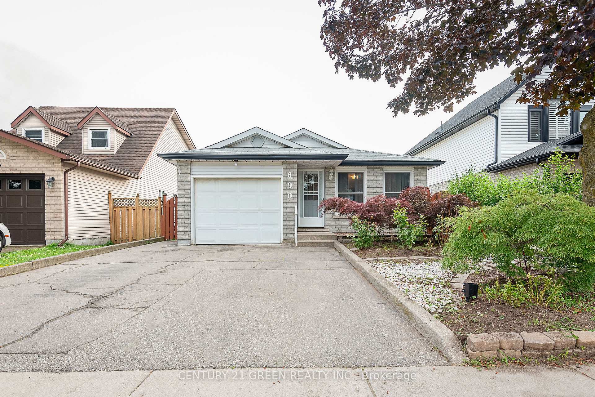 Property Photo: 690 Elgin Street N Main ON N1R 7W5