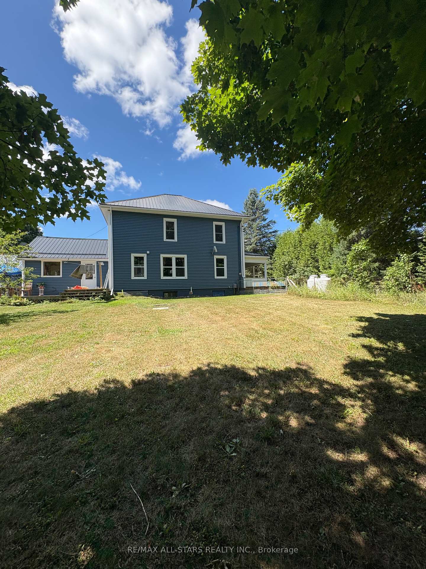 Property Photo:  412 Cooper Road  ON K0K 2K0 