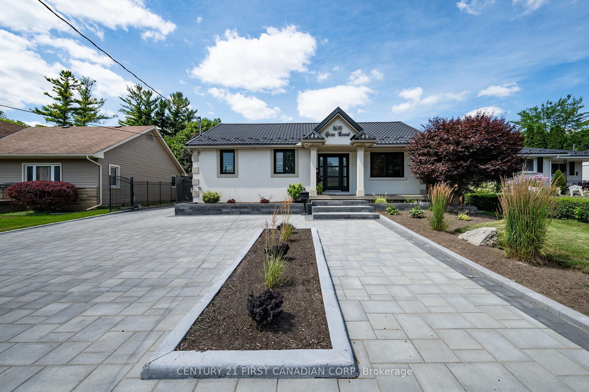 Photo de la propriété:  1610 Gore Road  ON N5W 1T8 