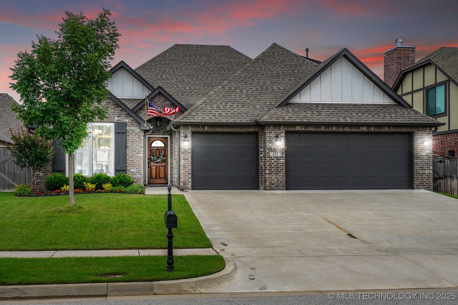 Property Photo:  815 N 88th Street  OK 74014 